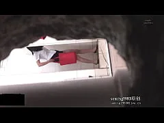 คลิปแอบถ่ายกางเกงในเด็กนักเรียนญี่ปุ่นนั่งยองๆจนเห็นหีอูมๆ อะไรจะนั่งปล่อยเนื้อปล่อยตัวขนา