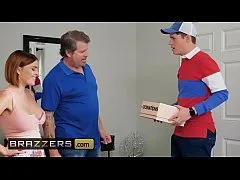 เด็กติดรถส่งของโชคดีมากยิ่งกว่าถูกรางวัลที่1วันนี้แอบเย็ดกับเมียสาวสวยนมโตห้องที่ไปส่งพัสด