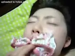 ผัวบ้าเรื่องเซ็กส์ เล่นเย็ดทั้งวัน ไม่ยอมปล่อยให้ไปไหนเลยโดนทุกเวลาจนผลิตน้ำไม่ทันเสร็จวัน